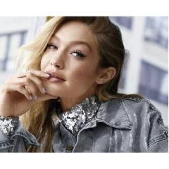 Maybelline Black Drama - Mascara Volum’Express The... -Magazinul Boutique black drama mascara volumexpress the falsie de maybelline new york 4