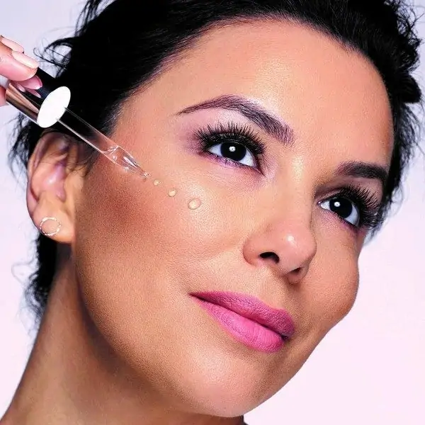 L'Oreal Sérum Anti-Rides Revitalift Filler À... 2 L'Oreal Sérum Anti-Rides Revitalift Filler À... – Image 2